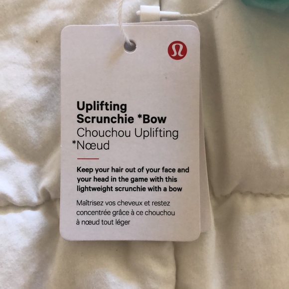 🌀 2 for $10 Lululemon uplifting scrunchie with bow NWT - Picture 3 of 4
